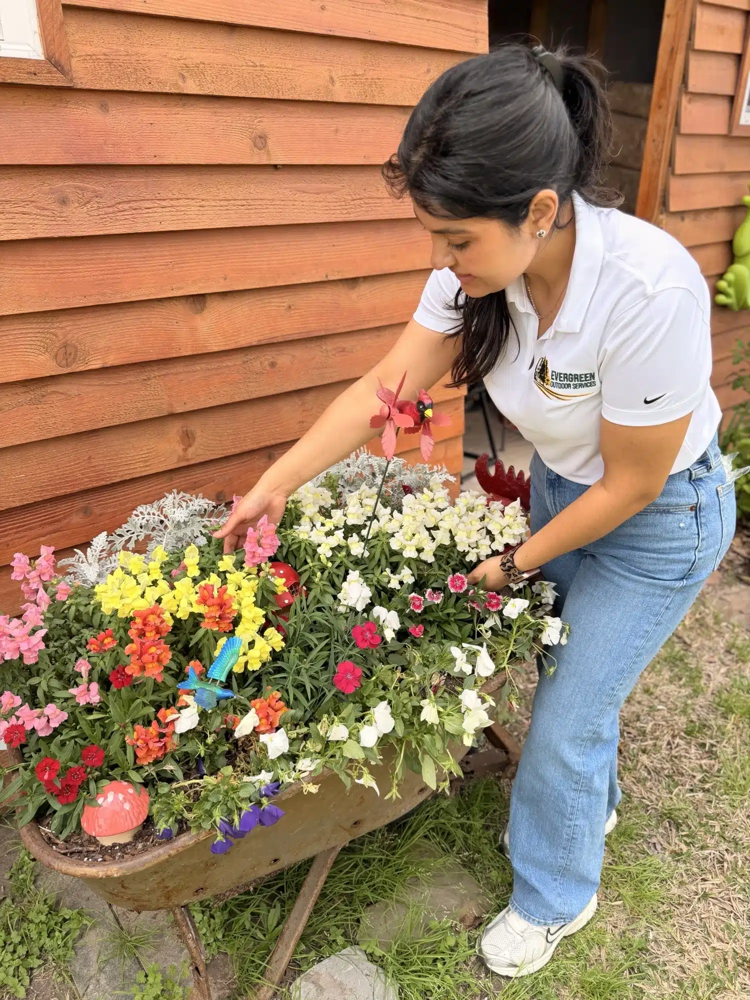 Detail work by Evergreen team member